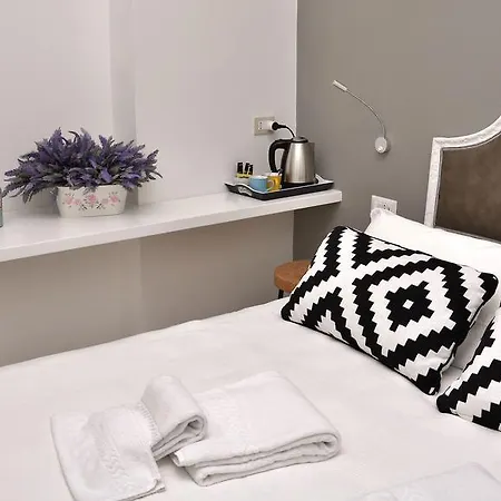 Casa Angelini Bed and Breakfast 4*